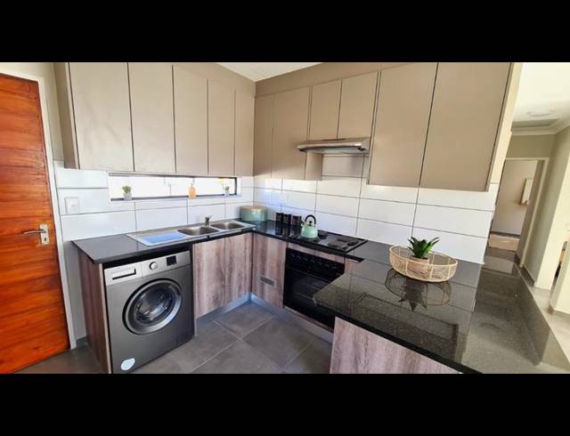 3 BEDROOM HOUSE FOR SALE IN VANDERBIJLPARK CW 5